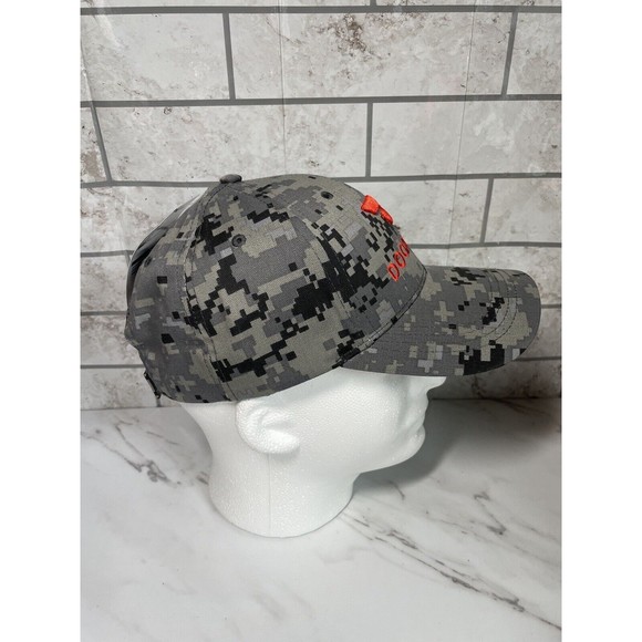 CapAmerica DoorDash Hat i2015 3D Embriodery Digital Camo Grey Structured Hat NWT - Picture 2 of 7